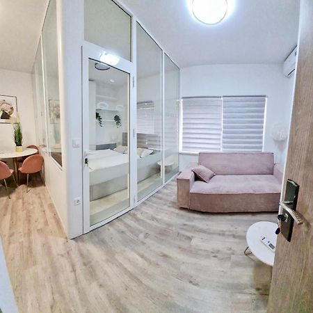 Ljubljana Central Lux Apartment With Free Parking Bagian luar foto